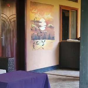 gorilla-african-guest-house.about-kampalahotels.com/
